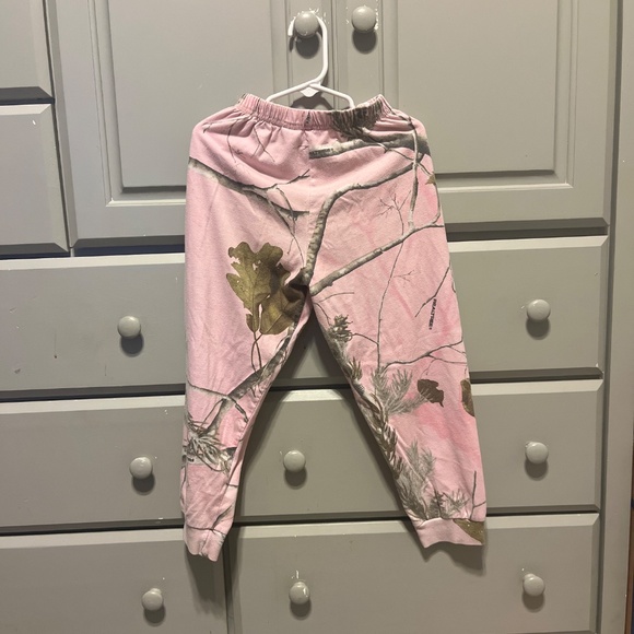 Toddler Girl PJ’s - Picture 5 of 8